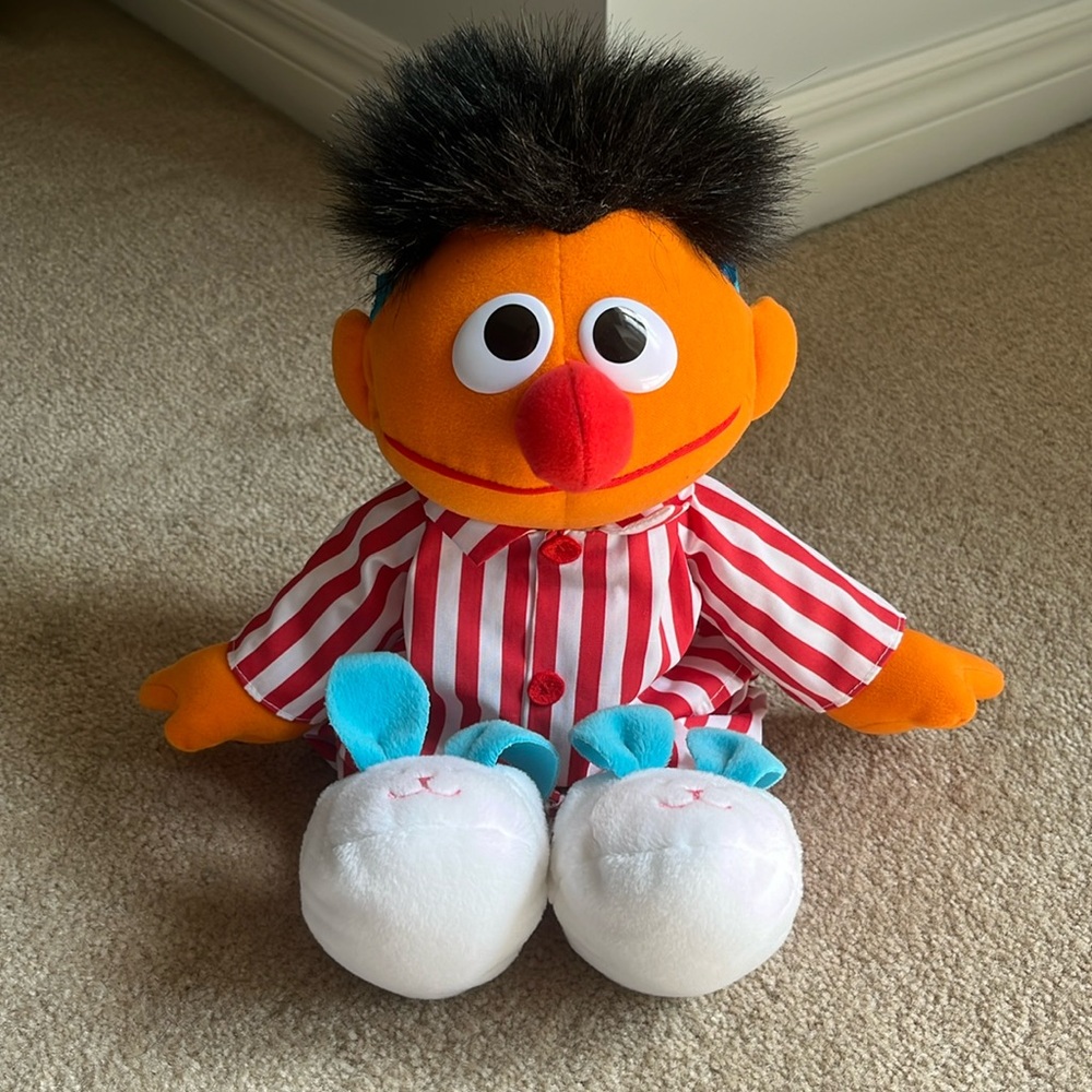 Vintage Tyco Sesame Street Sing & Snore Ernie Plush Toy